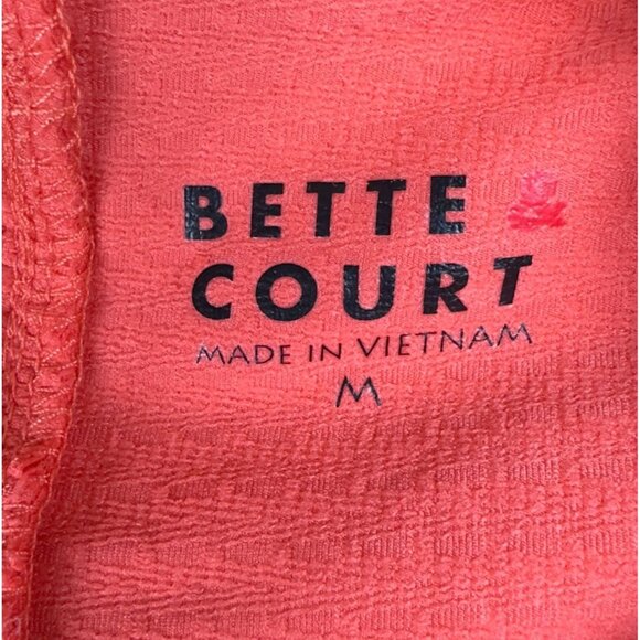 Bette & Court Swing Top Womens M Coral Long Sleeve 1/4 Zip Mesh Panels Textured - Picture 12 of 14